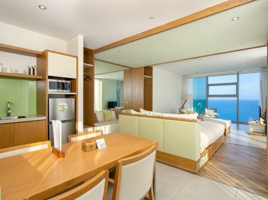 Fusion Suite Apartment Can Ho Bien Da Nang Abogo15