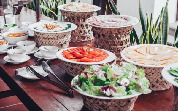 Nhà Hàng Phục Vụ Bữa Sáng Buffet Tại Riverside Bamboo Abogo Villa Hội An